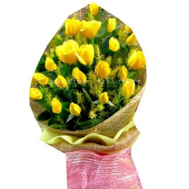 Send 12 Yellow Roses in Bouquet to Dhaka in Bangladesh